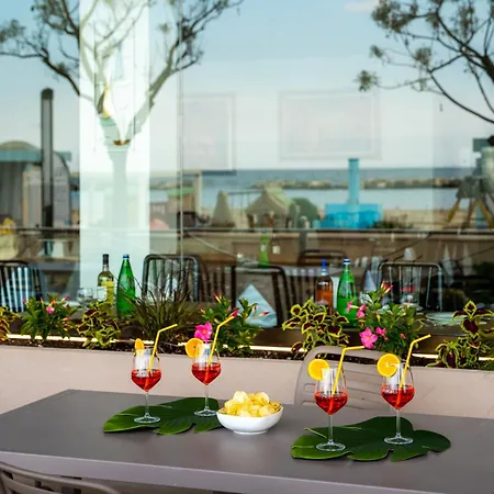 Eden Беллария-Иджеа-Марина